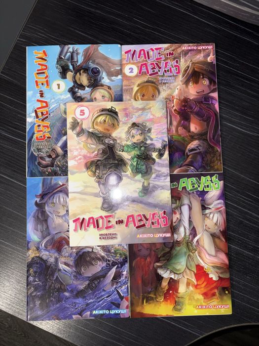 Фигурки и манга