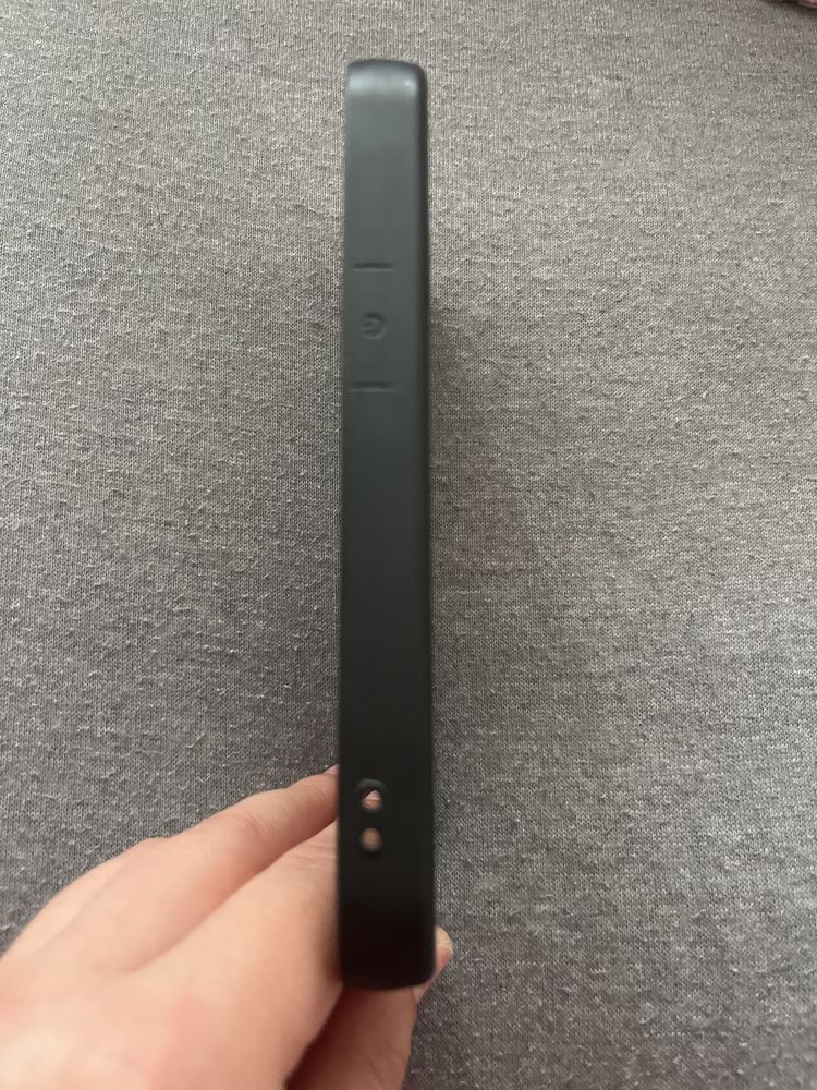 Etui na iphone 13