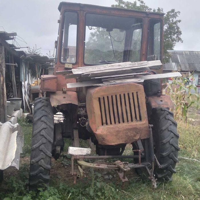 Трактор ШАСИ Т -16 +погрузщик Т-16