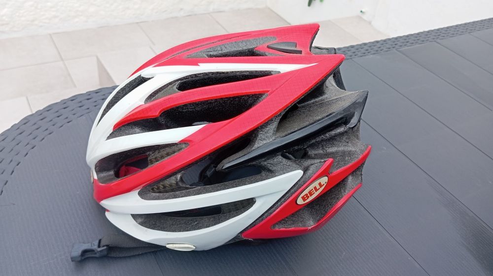 Capacete marca  Bell