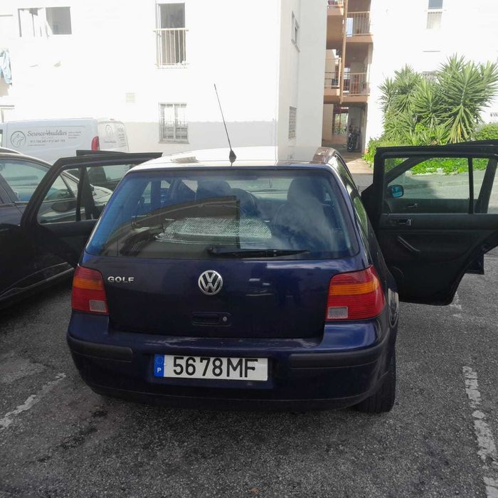 Carro Volkswagen Golf