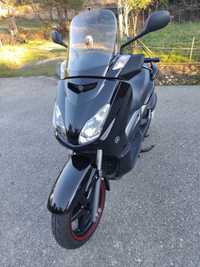 Yamaha Xmax 250cc