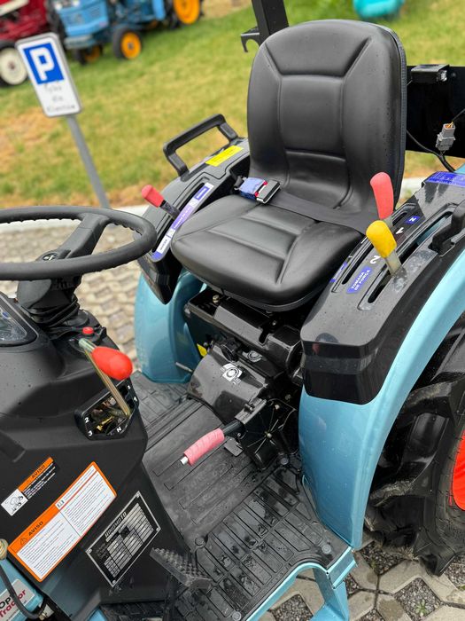 Hinomoto HM3020, 20hp, 4x4,unikalny kolor, VIP, 2025rok, HOMOLOGACJA