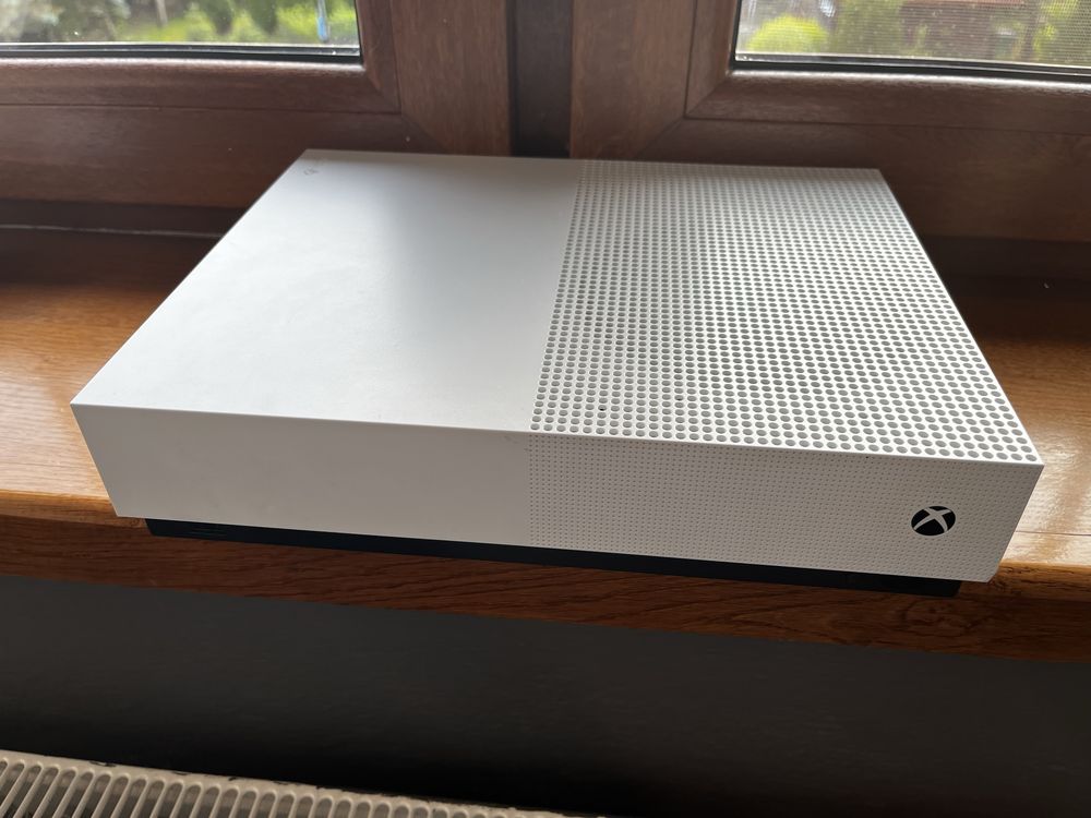 Xbox one s z 1 padem