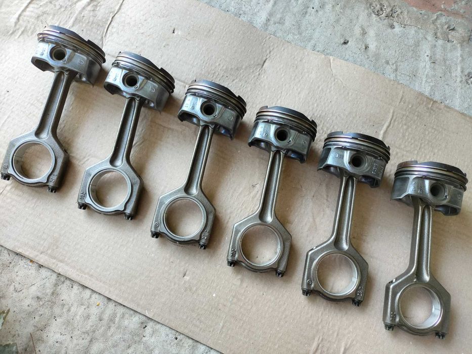 Поршня-шатуни бмв  , bmw двигун n54b30a бмв поршень e60 e90 e70