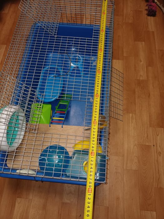 Клетка для хомяков.