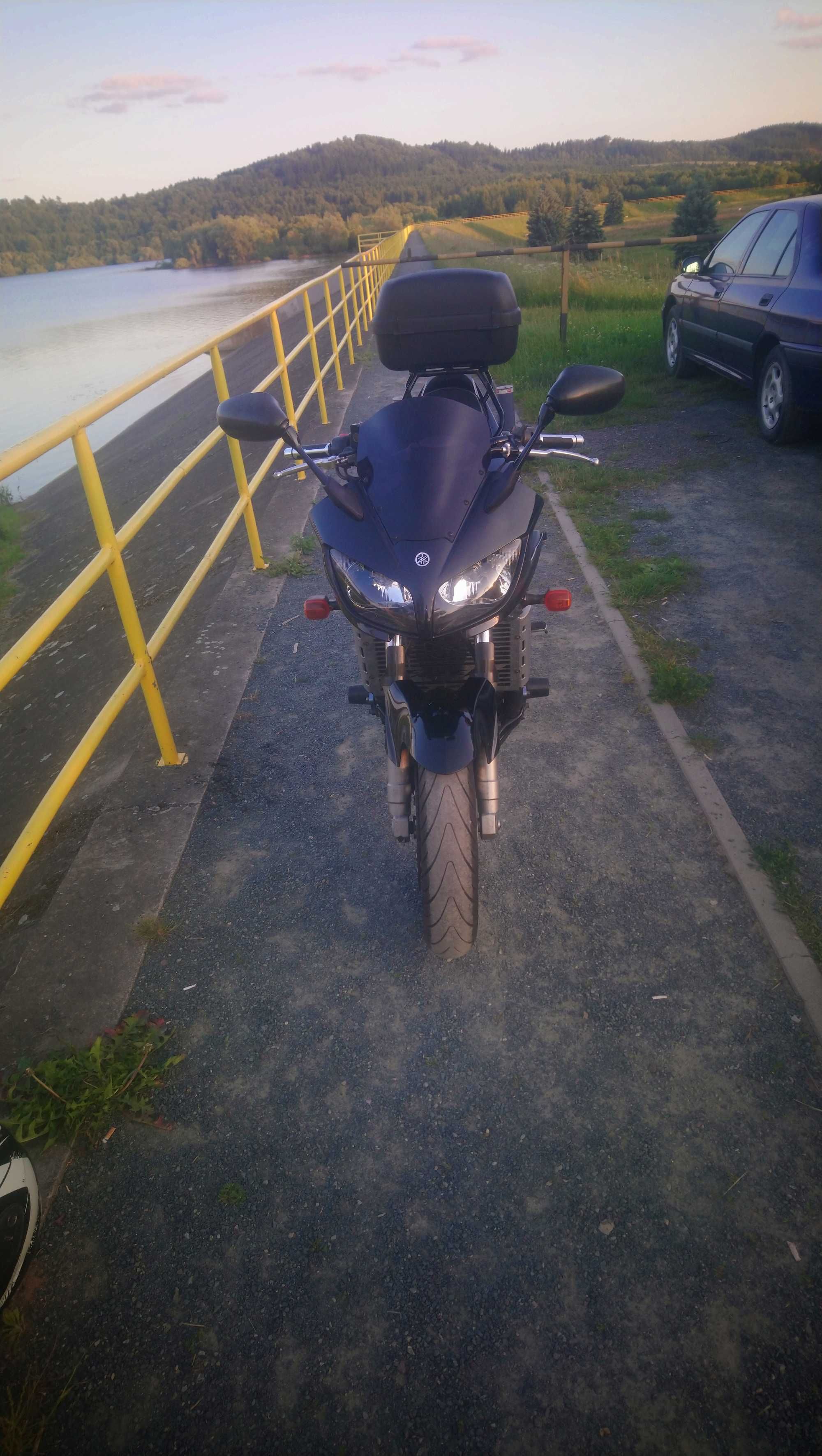 sprzedam motocykl yamaha fazer 1000