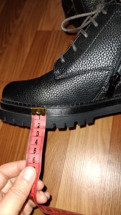 Ботинки зимние женские р.37