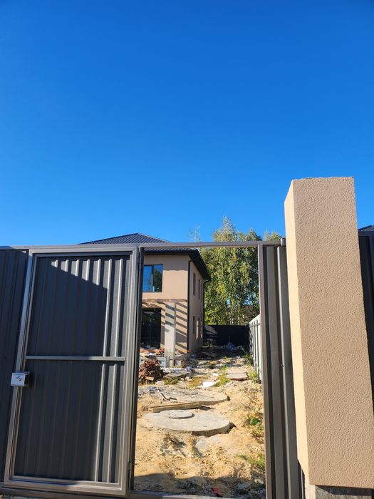 Приватний будинок в передмісті Києва