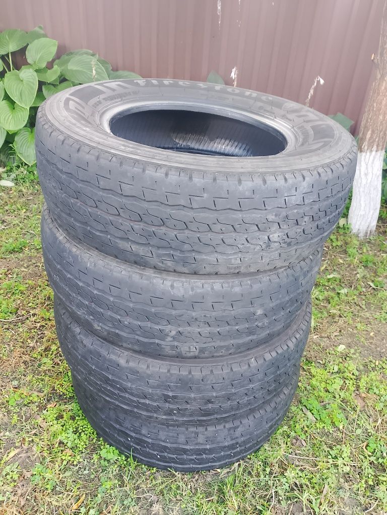 Гума 215/70 R15c