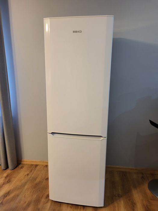 Lodówko zamrażarką Beko