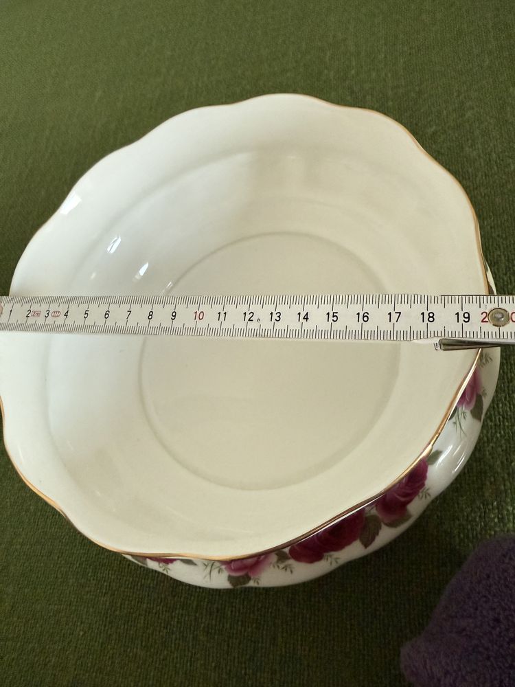Patera miska w róże Angielska porcelana