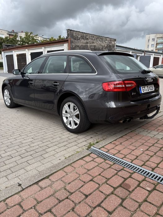 Audi A4 B8 2.0d 2012r