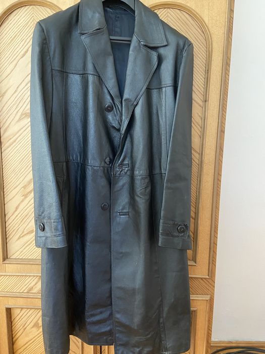 Шкіряний плащ чоловічий