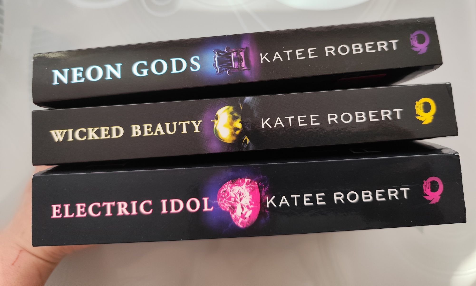 Neon Gods Katee Robert