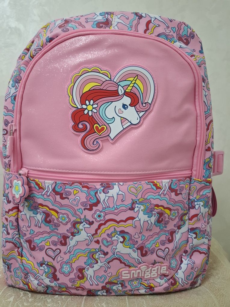 Продаю шикарный брендовий рюкзак SMIGGLE  для Школьницы