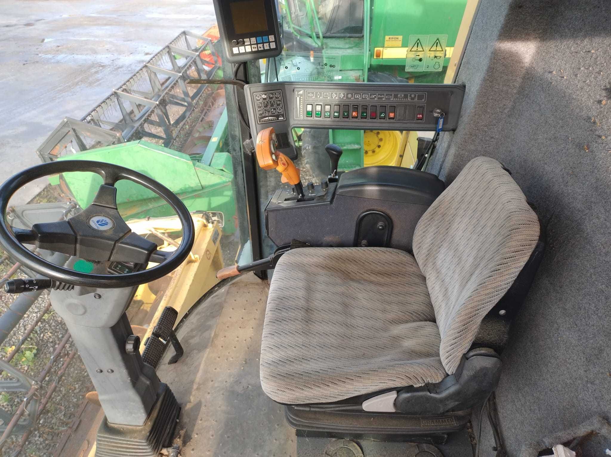 New Holland TX 63 kombajn zbożowy, heder 4.5, opony 800,