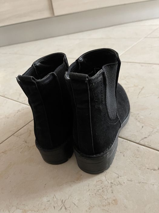 Botas em pele camurça - 36