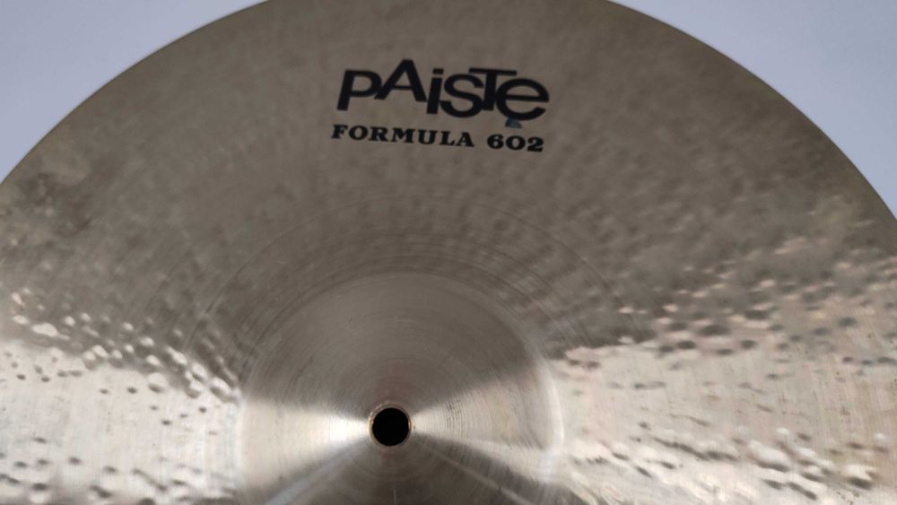 Paiste Formula 602 Modern Essentials 18" Crash Talerz do perkusji