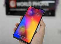 Продам телефон LG V40 Thing