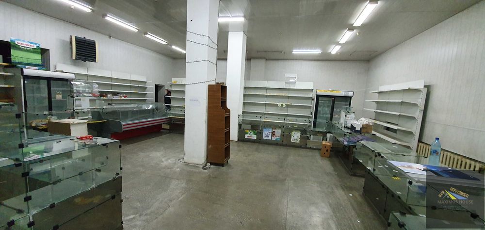 Комерційна  будівля Вижниця