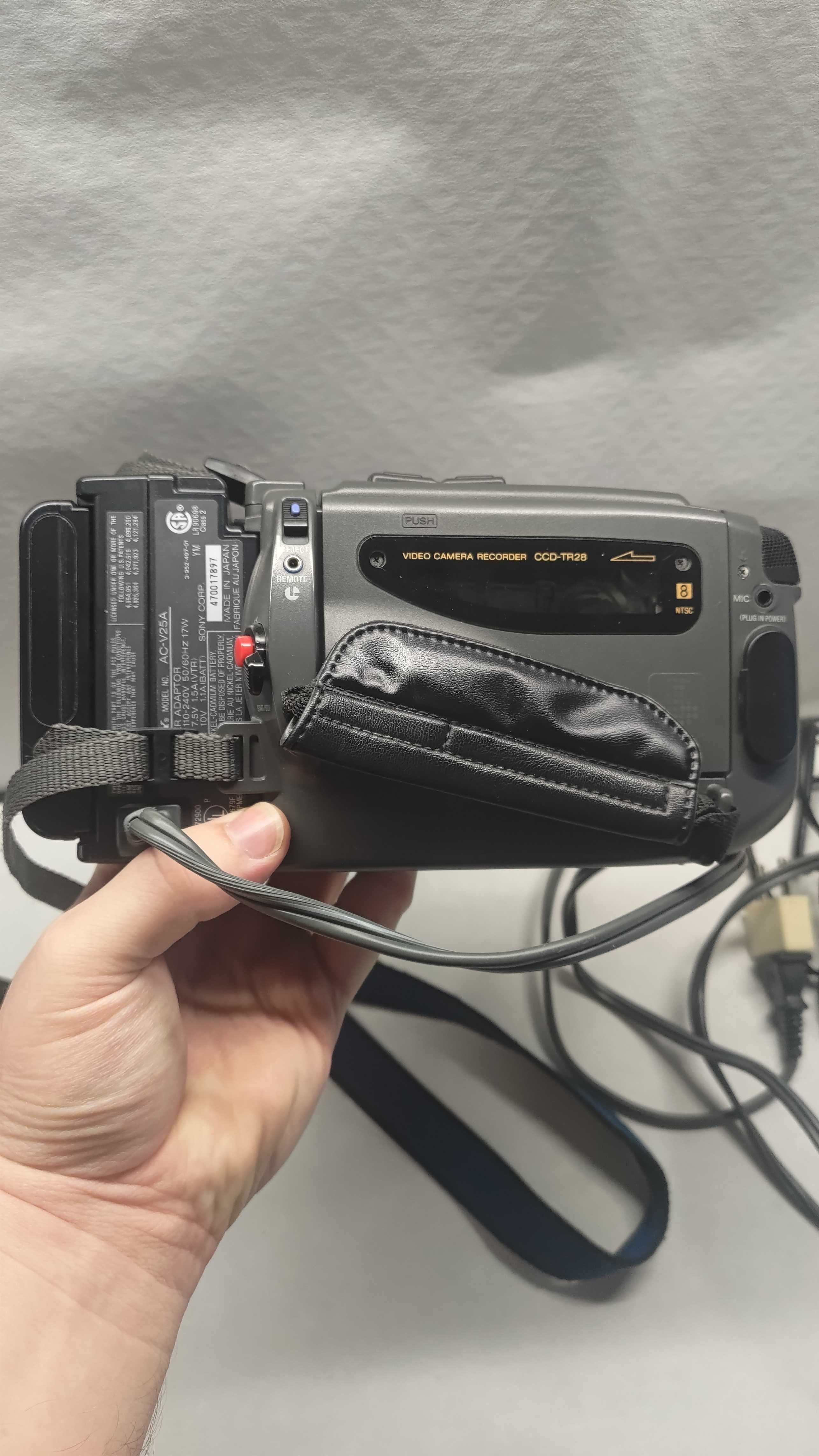 SONY CCD-TR28 Video 8MM Analog Camcorder Video Camera.япония.