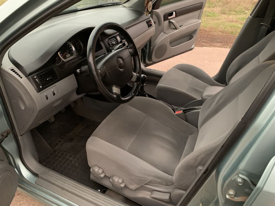 Продам Chevrolet Lacetti 1.8 SX
