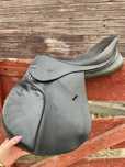 Siodlo Ikonic 17,5