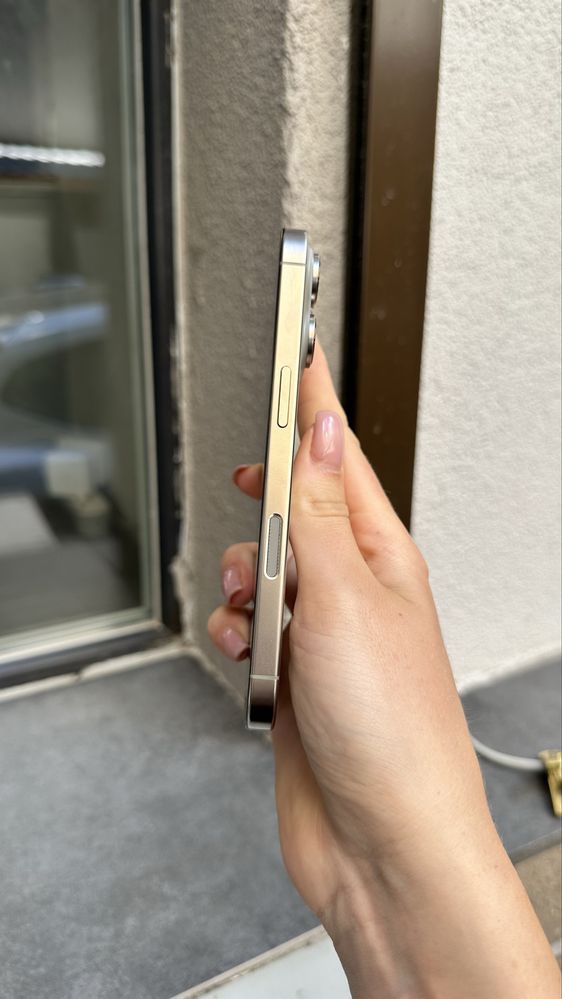 Used Apple iPhone 16 Pro 256Gb Natural Titanium 100% Neverlock