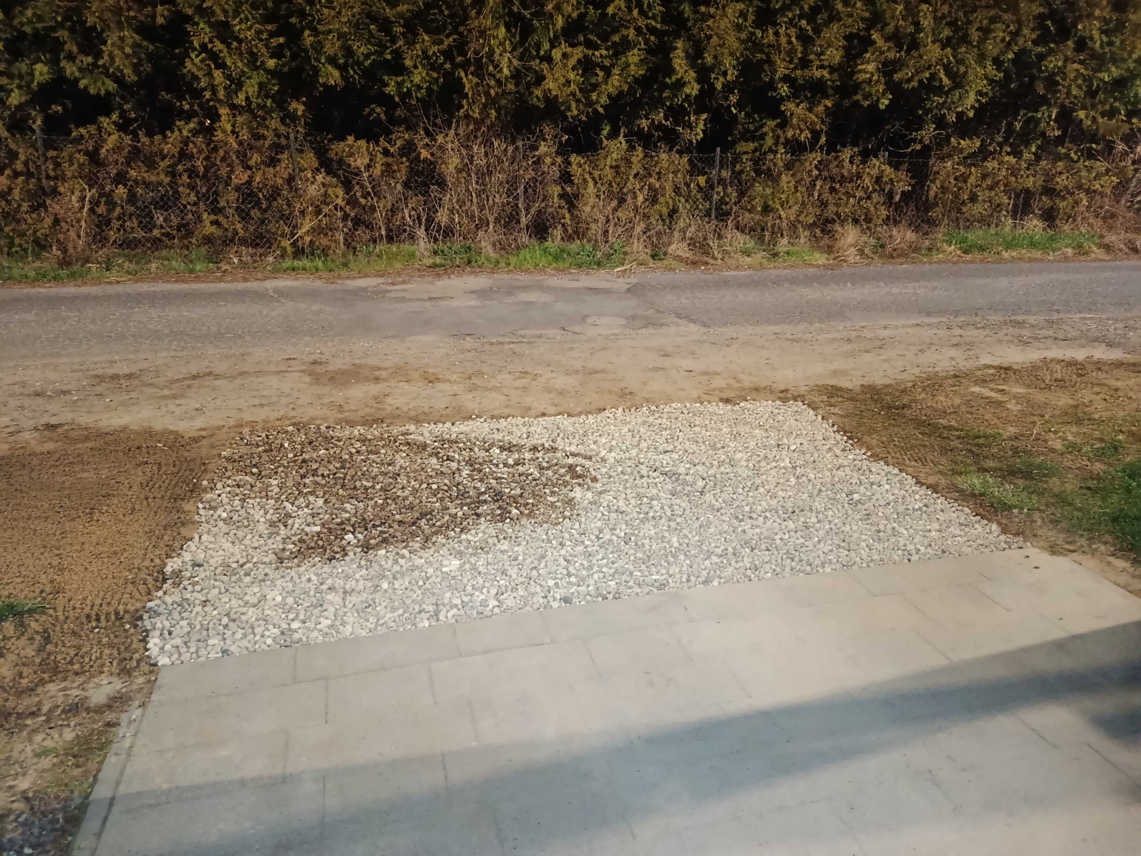 Kamień otoczak frakcja 16.28 500kg na wjazd wokół drzewek Ciechocinek