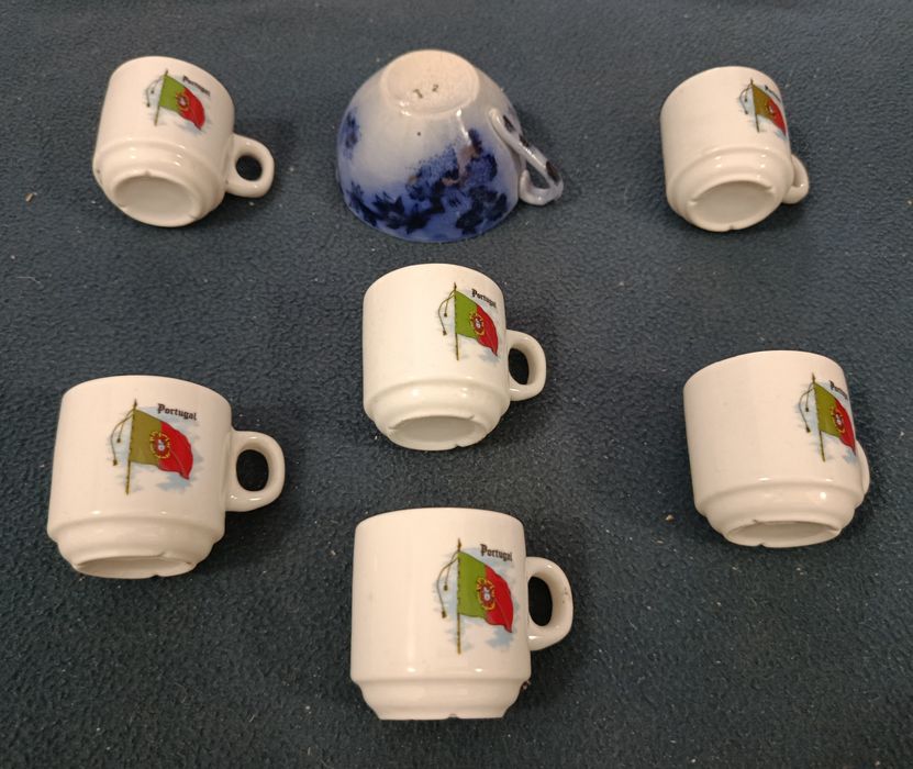 Lote de Chávenas SPORTING, BENFICA, PORTUGAL e outras