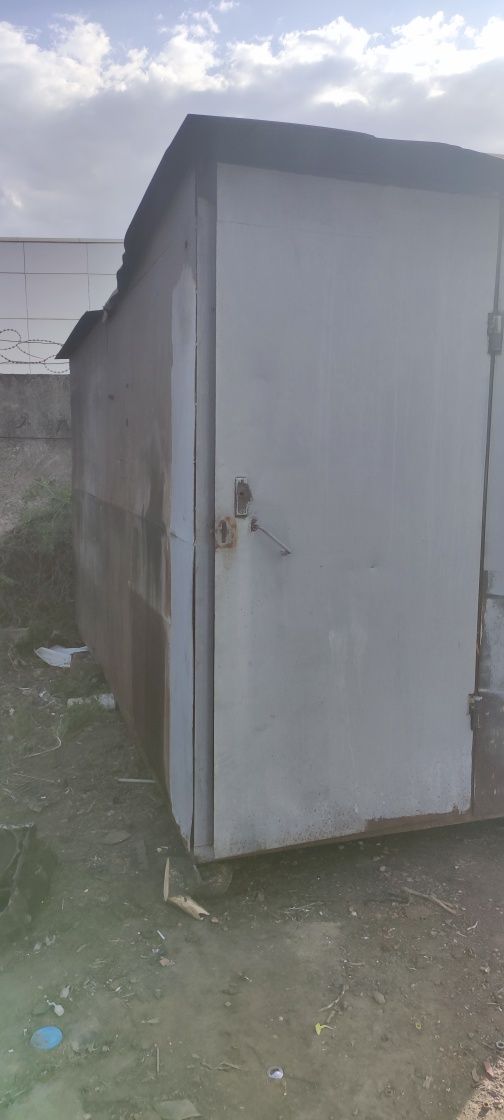 Продам вагончик металевий