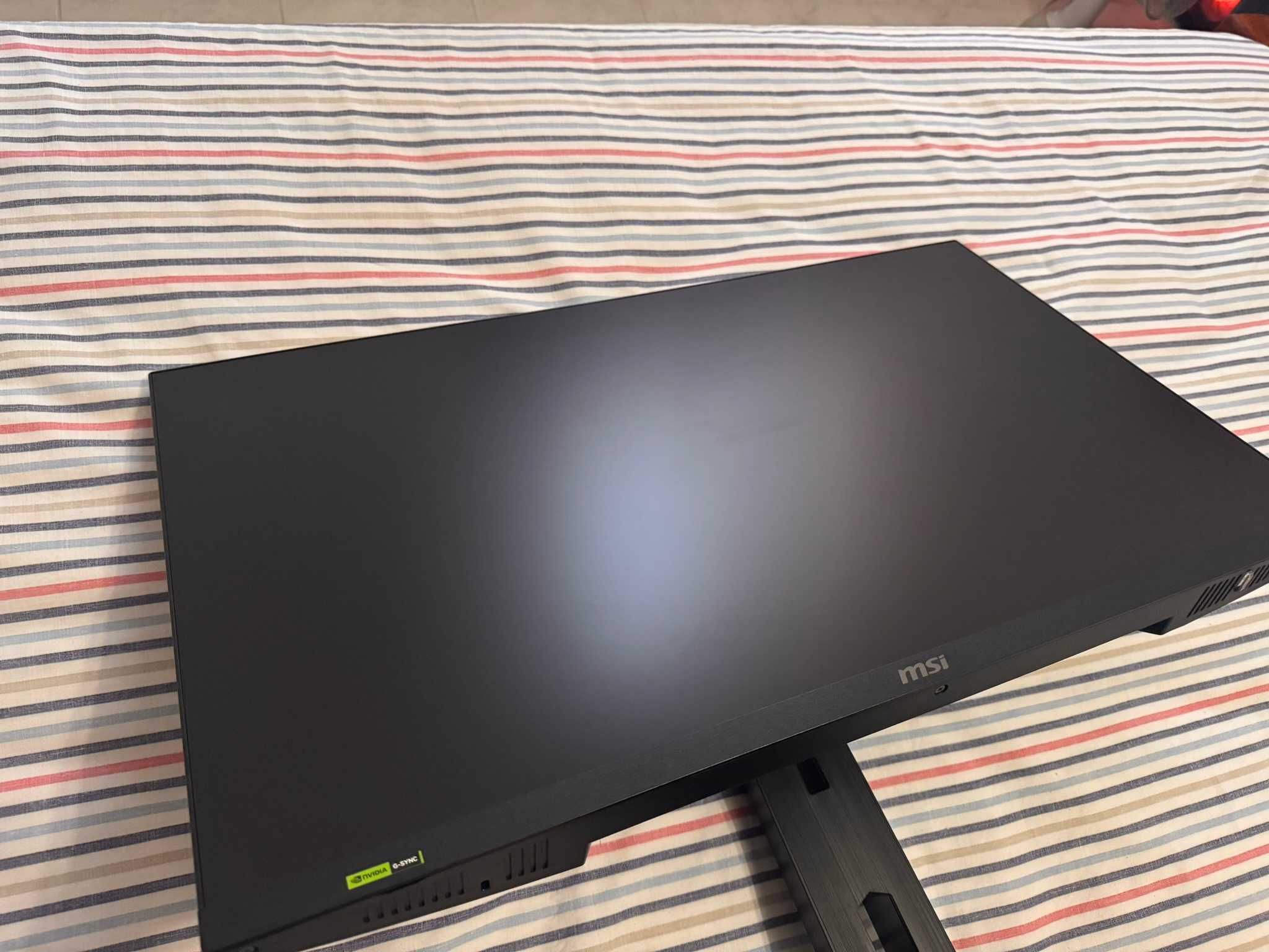 Monitor MSI G274QPX 27" 4K LED IPS WQHD 240Hz