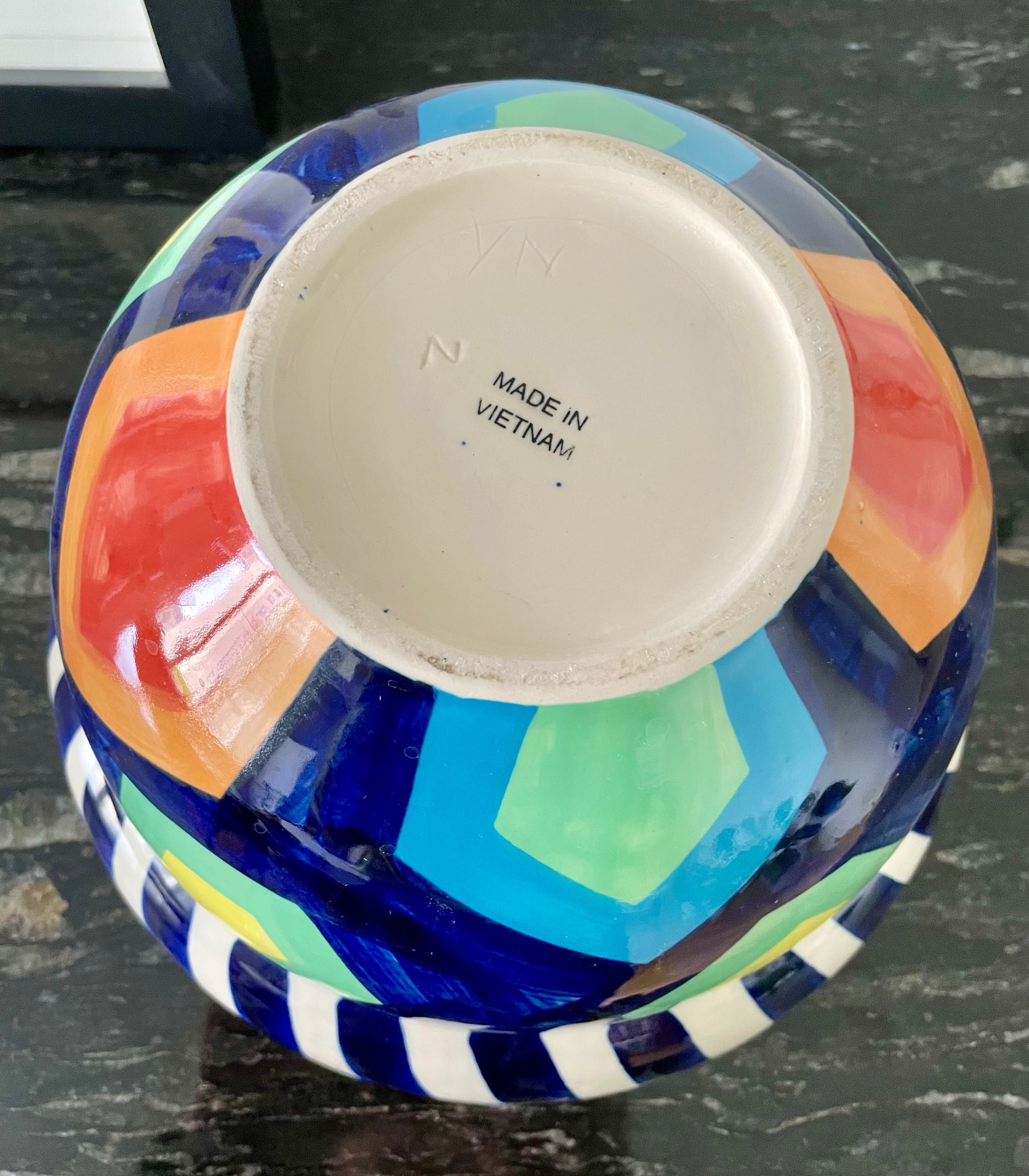 Kolorowa duża ceramiczna misa