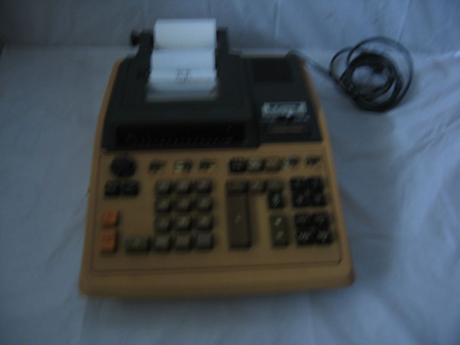 Calculadora com fita