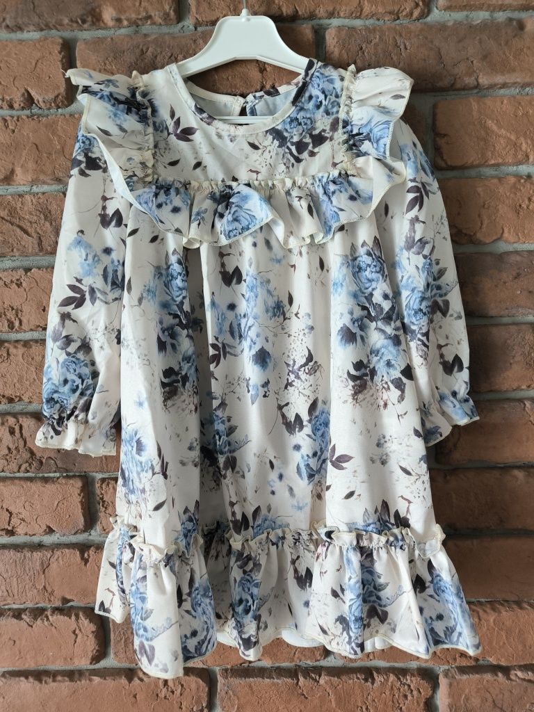 Przepiękna sukienka sukieneczki w kwiaty kwiatuszki styl newbie 122