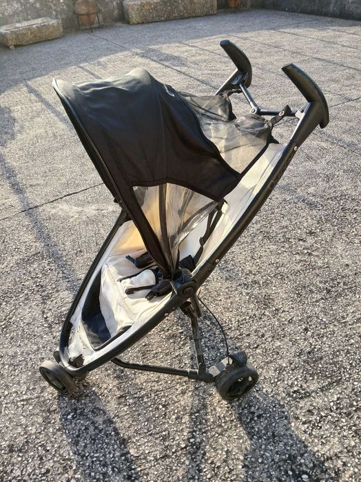 carrinho de bebé Quinny