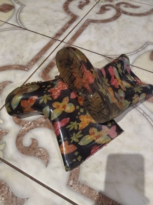 Сапожки детские резиновые, бутики разм.23-29,  цены разные