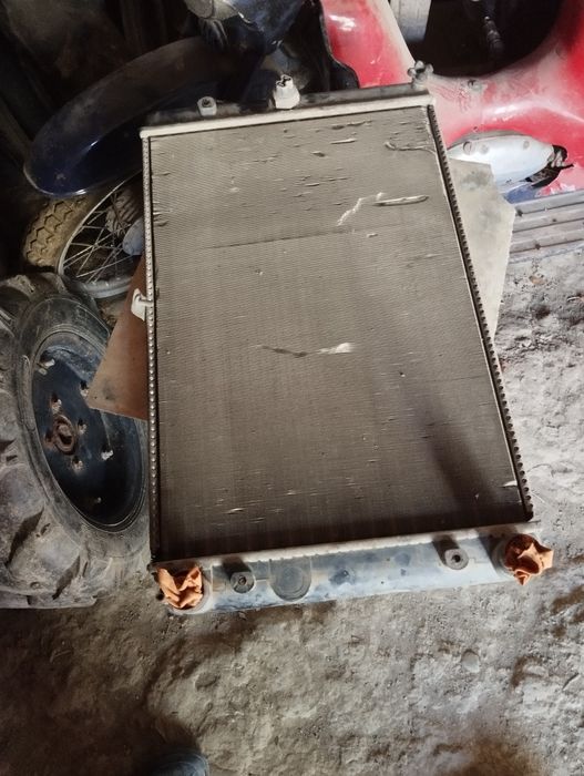 Продам два карбюратор авді 80 пієрберг коробку лобове кулісу ручки