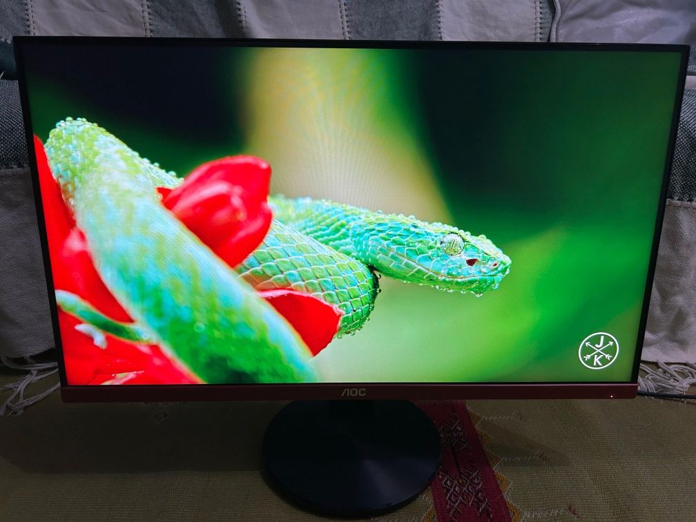 Monitor-semi novo
