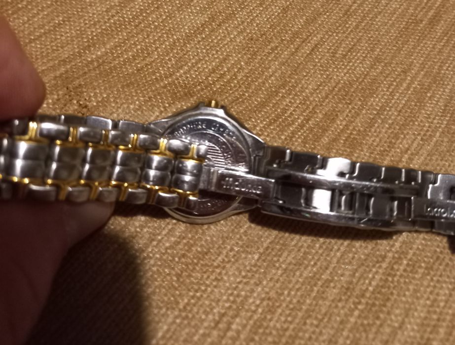 Жіночий годинник "maurice lacroix" aicon quartz