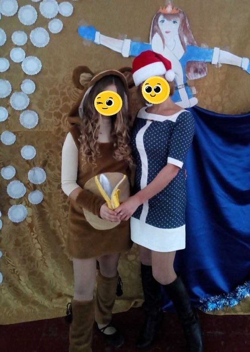 Джинсове коротке плаття з вставками з екошкіри