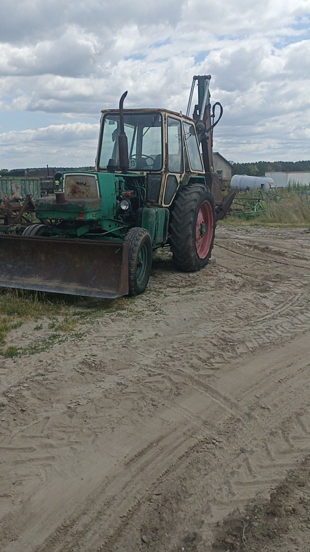 Юмз 6...2621. трактор екскаватора пітушок.ковш