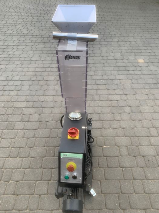 Młynek Rozdrabniacz Shini z funkcją cofania