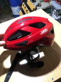 Kask rowerowy abus macator 52-58 red