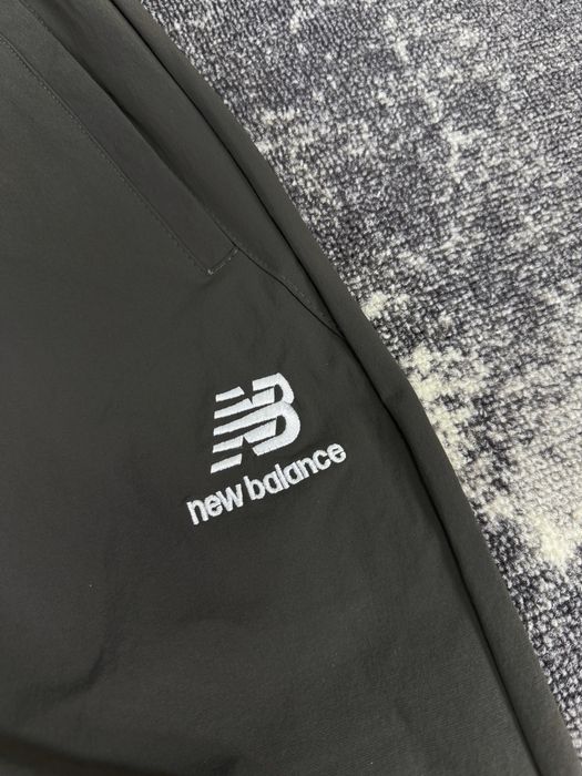 Нейлонові штани New Balance [ штаны New Balance ]