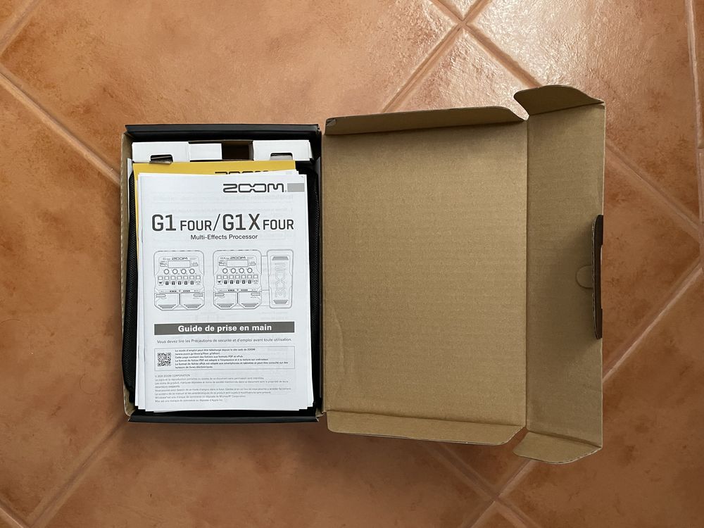 Pedaleira ZOOM G1X FOUR
