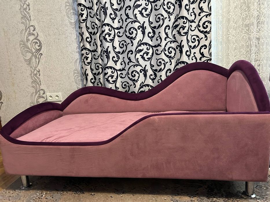 Ліжко дитяче для дівчинки