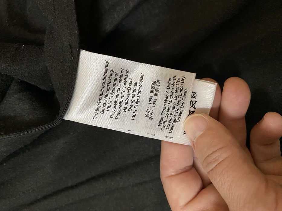 Saia em pele sintética DKNY