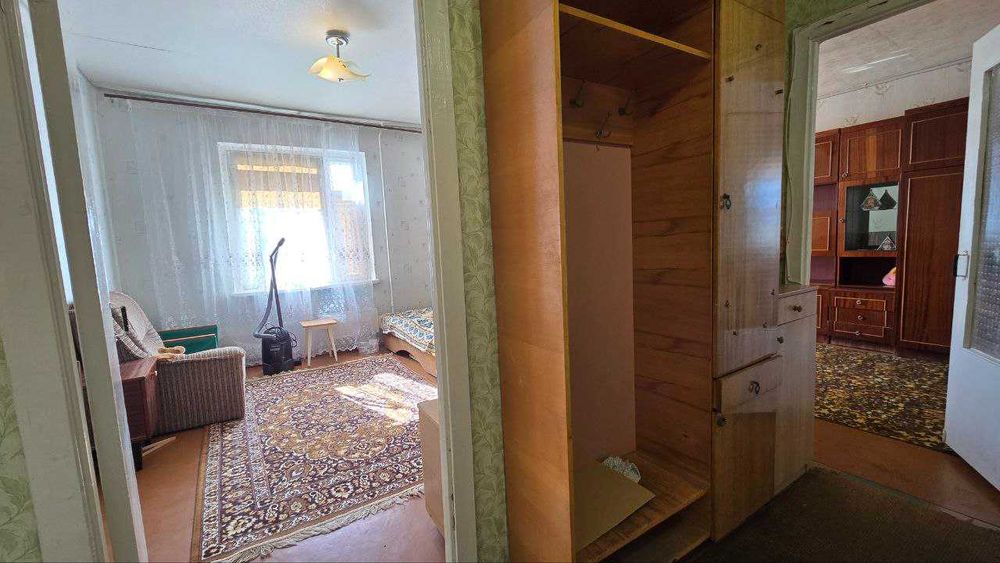 Продам 2-х кімнатну квартиру в центрі міста